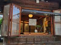 🛍 Two of My Favorite Shops to Visit in Bukchon