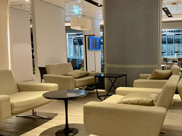relax miracle lounge at suvarnabhumi airport