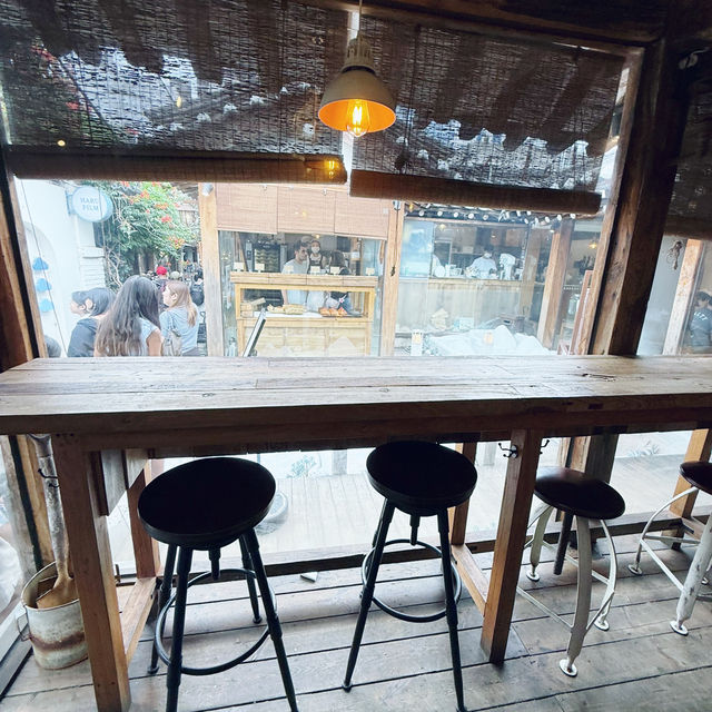 Salt & Serenity: Soha Salt Pond Charms Ikseon-dong 🇰🇷