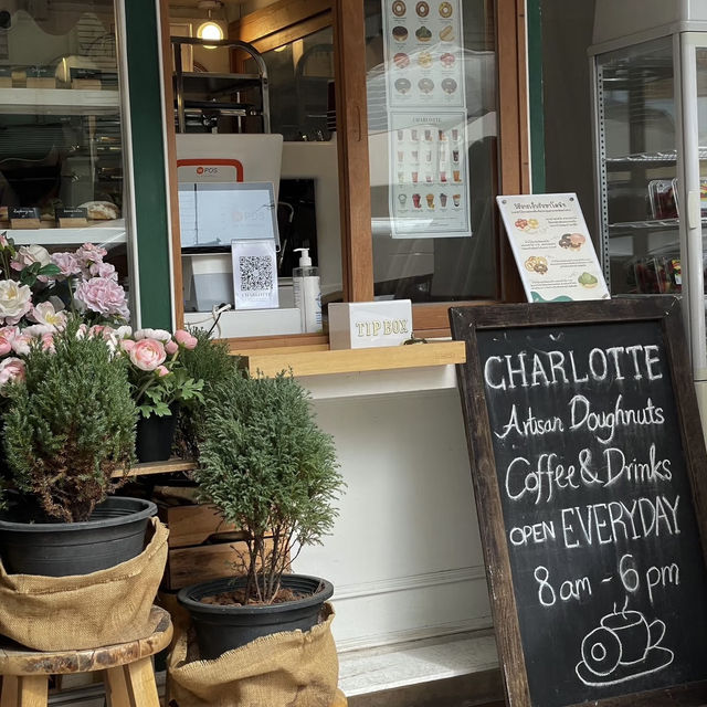 English Elegance & Doughnut Indulgence – My Visit to Charlotte Doughnuts Warehouse, Hat Yai