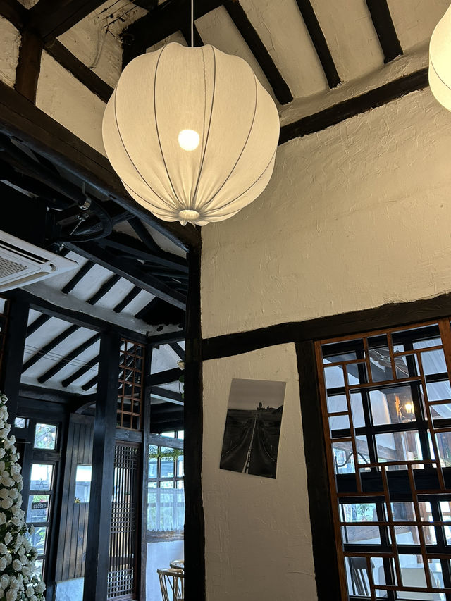 한옥 감성 속 달콤한 휴식, 코우즈🧇🪵🤍