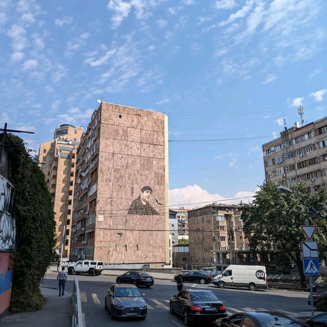 City Strolls & Chill Feels, Yerevan’s Got a Vibe