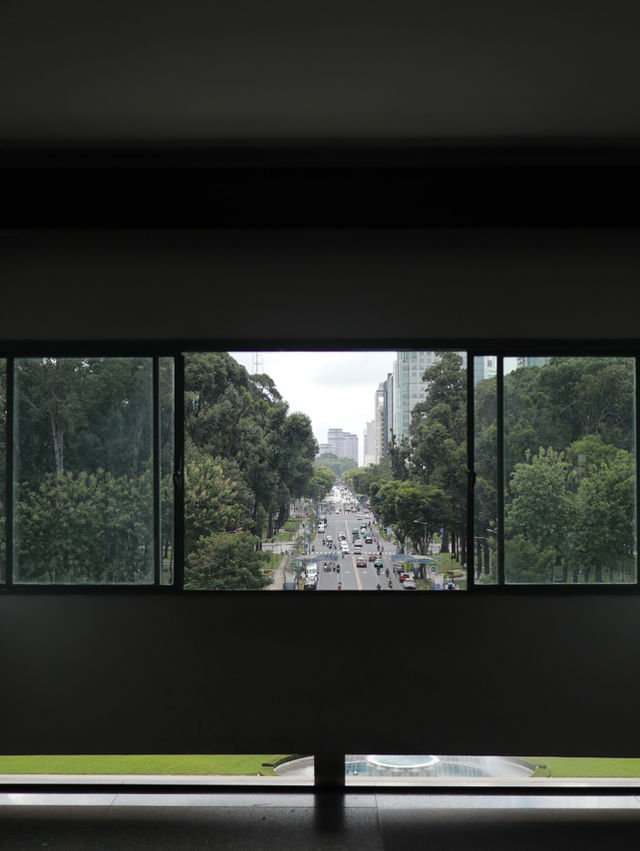 Independence Palace ( Dinh Độc Lập)
