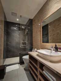 Sunshine Bali: Hidden Hospitality Beneath a Humble Facade