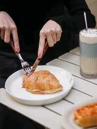 P Momments is a charming café