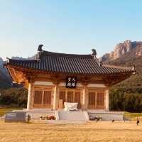 🏯✨ *Lee Han-young Traditional Cultural Center: A Time Capsule of Korean Heritage in Jeollanam-do* 🌿