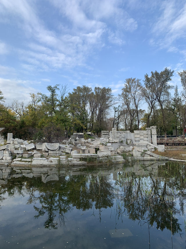 🏝️ A Glimpse into Immortal Realms: Fanghu Shengjing at Summer Palace☯