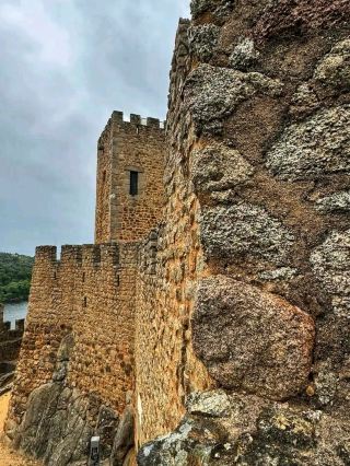 🏰 Almourol Castle: Portugal’s Island Fortress of Legends & Knights 