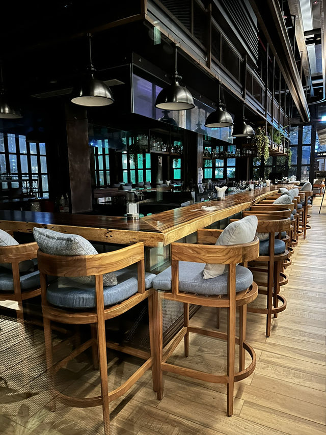 夜景とともに極上のくつろぎを ― Hyatt Centric Kuala Lumpurで過ごすひととき