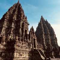🏛️ Candi Sewu: Yogyakarta’s Ancient Buddhist Sanctuary – A Solo Traveler’s Guide
