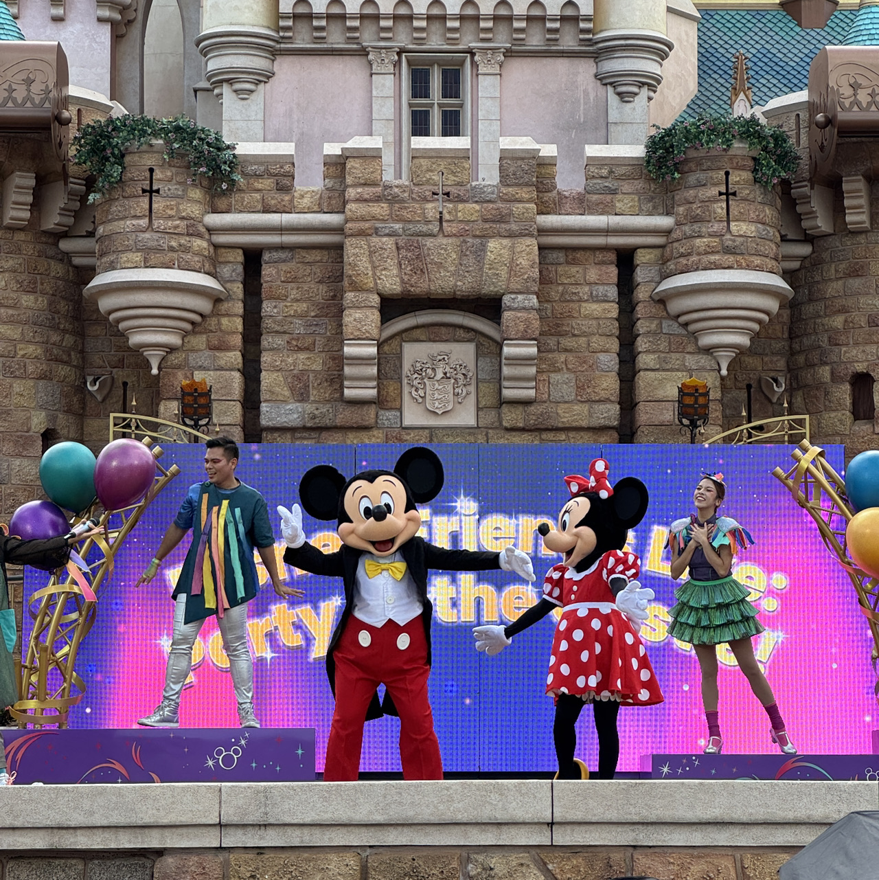 香港ディズニー】20周年記念ショー🎉ディズニーフレンズライブ