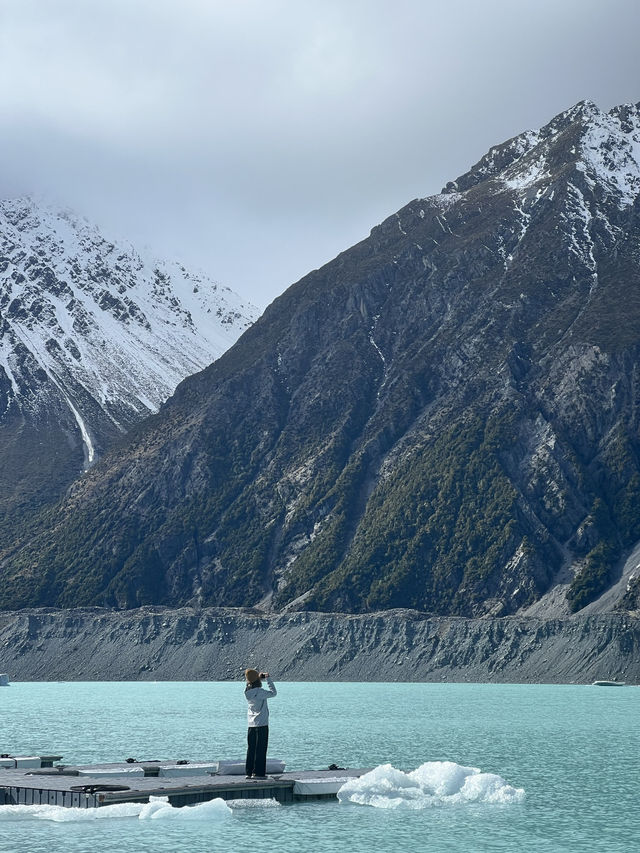 《冰河盡頭的靜謐藍：Tasman Glacier Track》 ❄️🏞