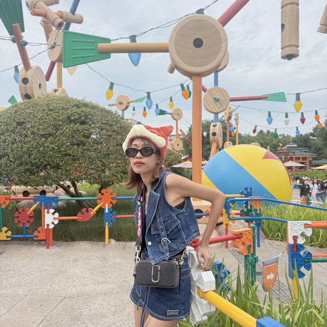 เที่ยว Shanghai Disneyland สบาย ๆ เน้นถ่ายรูป