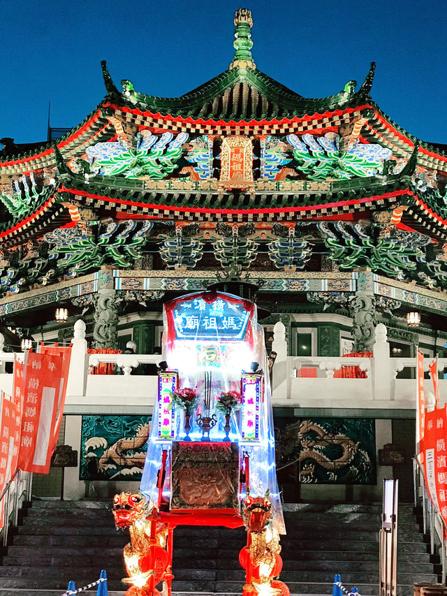 【横浜中華街で春節を満喫！媽祖廟・春節イベント・重慶飯店ディナー体験】