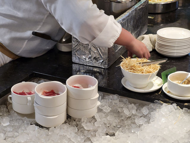 旅宿簡評：宜蘭羅東村却國際溫泉酒店