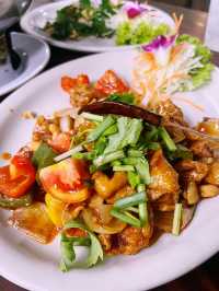 “ส้มตำไร่ใหญ่”