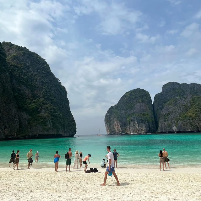 🐠 Maya Bay – Where the Cliffs Meet the Sea