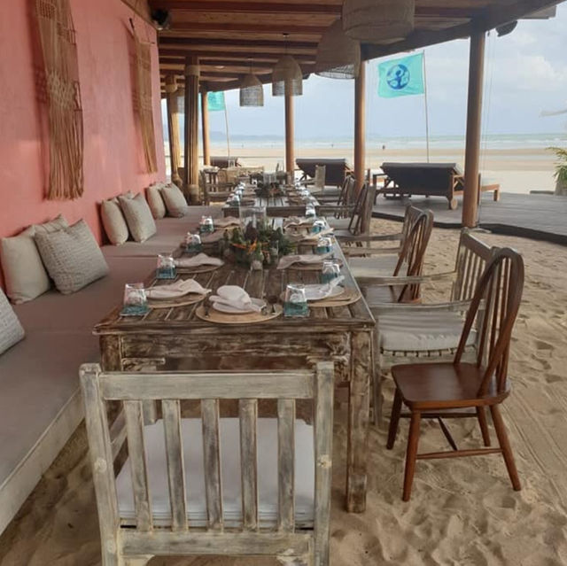 บีชคลับ KARKINOS KHAO LAK 
