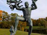 VIGELAND SCULPTURE PARK.