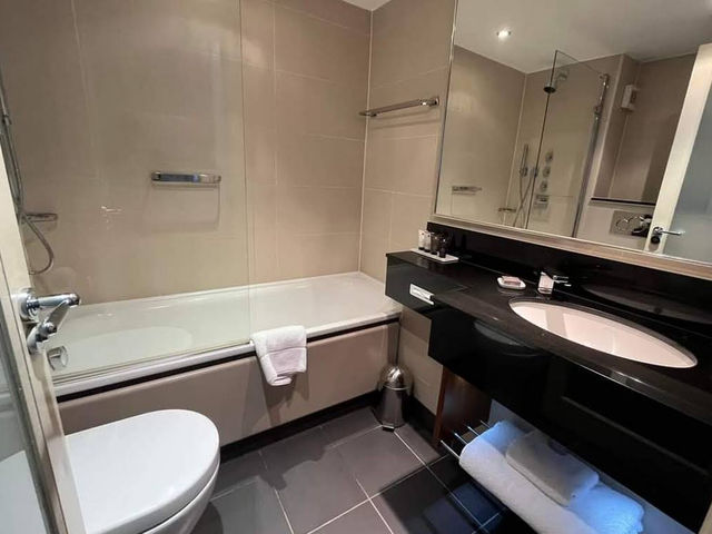 🏨✨ Stylish Harbour-Side Stay at The Bristol Hotel, Bristol 📍