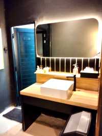 Stylish Table Scene🪑