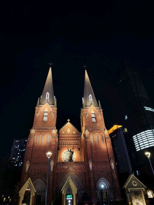 Shanghai’s Iconic Gothic Gem: St. Ignatius Cathedral at Dusk 🌆✨ Shanghai’s Iconic Gothic Gem: St. Ignatius Cathedral at Dusk 🌆✨
