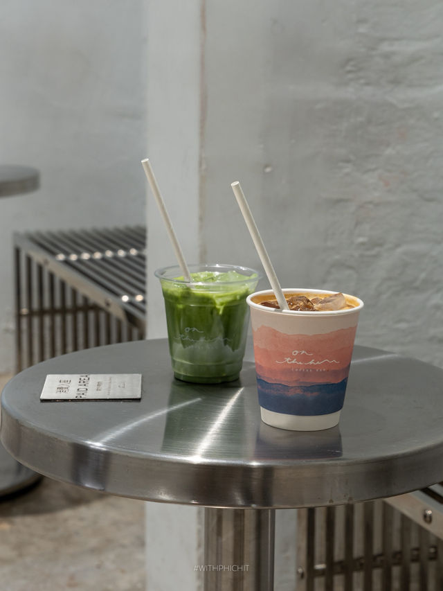 On The Hill: คาเฟ่คุกเก่าใจกลาง Central 🌁 On The Hill: คาเฟ่คุกเก่าใจกลาง Central 🌁