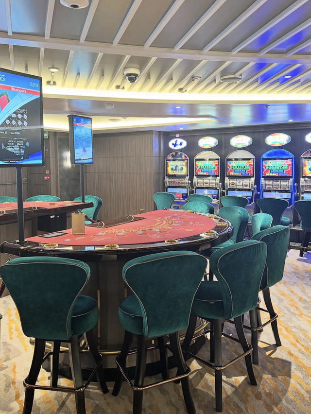 🚢重溫經典 | 冠達安妮女王號尊貴體驗✨ 🚢重溫經典 | 冠達安妮女王號尊貴體驗✨