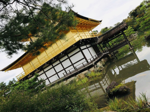 金閣寺 (Kinkaku-ji / 金閣寺)。 | Trip.com 京都