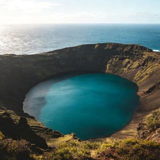 Easter Island 5-Day In-Depth Tour: Explore Moai Statues, Museums, and April-Exclusive Dance Performances.