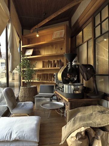 Meguri Coffee in Nikko: A Soulful Cafe with Incredible Crepes