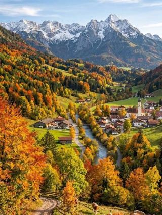 🏔️ **Bavaria, Germany — Where Every View Feels Like a Postcard 🇩🇪**
