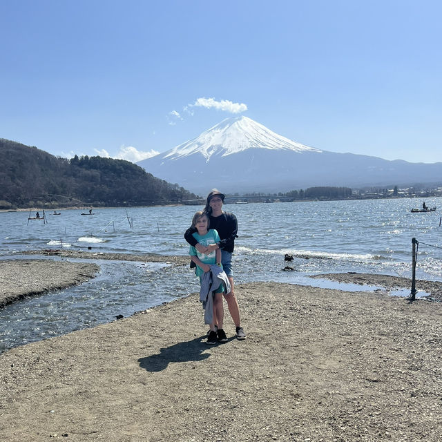 Epic views of Mt Fuji! Lake Kawaguchiko - A day trip from Tokyo. 