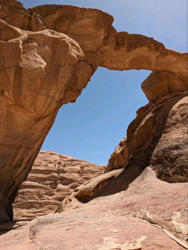 ワディラム砂漠　Um Frouth Rock Arch