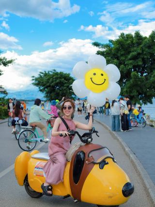 我飛咗超過8,700公里，就係為咗揸呢架咁得意嘅電。