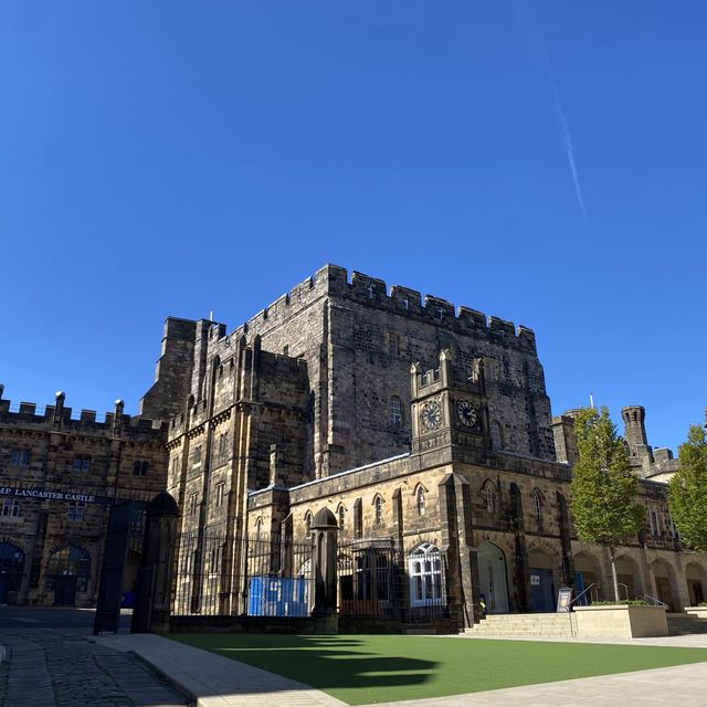 A Day in the Shadows of Lancaster Castle