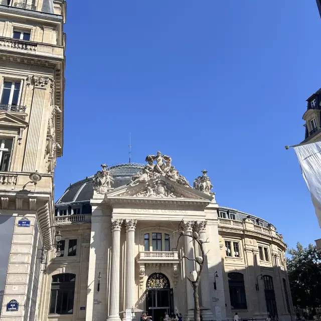 Museum Tour: Paris Stock Exchange - Pinault Private Museum