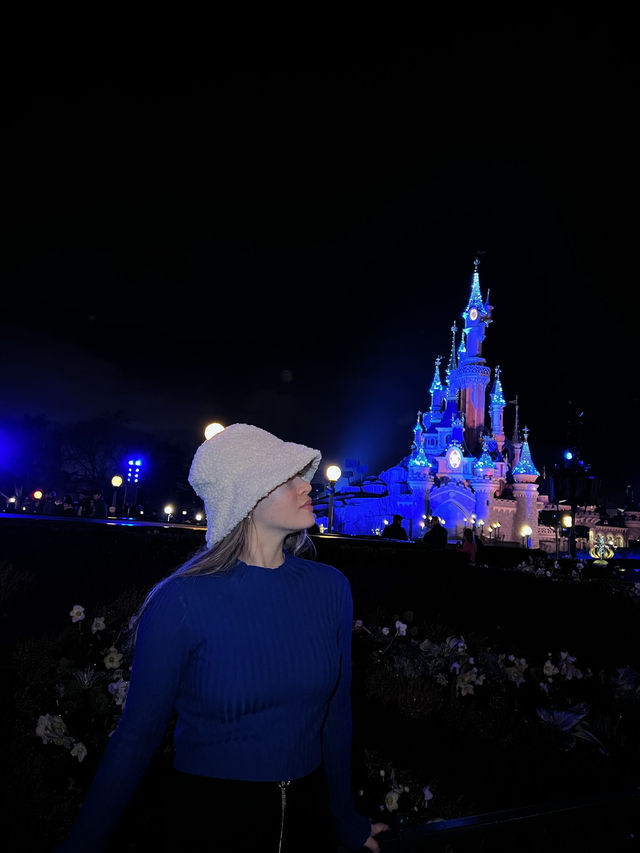 Feel the magic in Disneyland Paris!