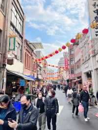 老屋、香料與笑聲：台北迪化街散步日記