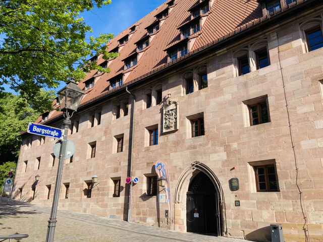 Nürnberg / 元古城のユースホステル！