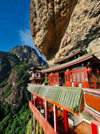 🏯 Lingtong Temple – A Serene Buddhist Haven in Zhangzhou