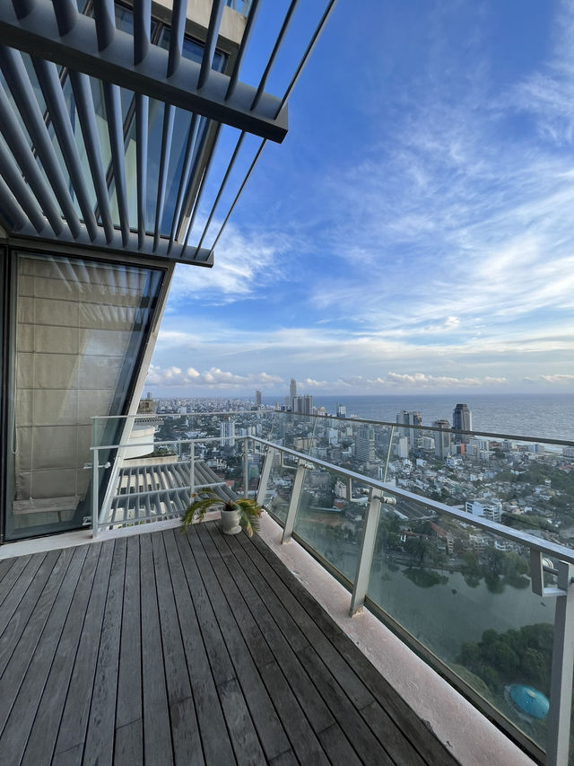  Altair Luxury Colombo by Miracle: Роскошь на высоте в Шри-Ланке! 🌴✨  