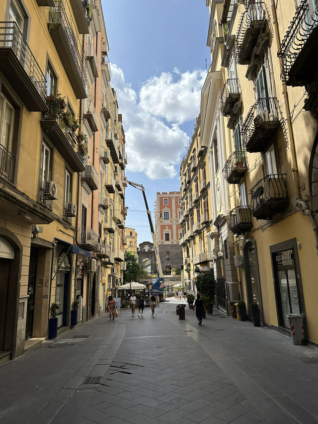 Elegance & Underground Mystique in Naples!