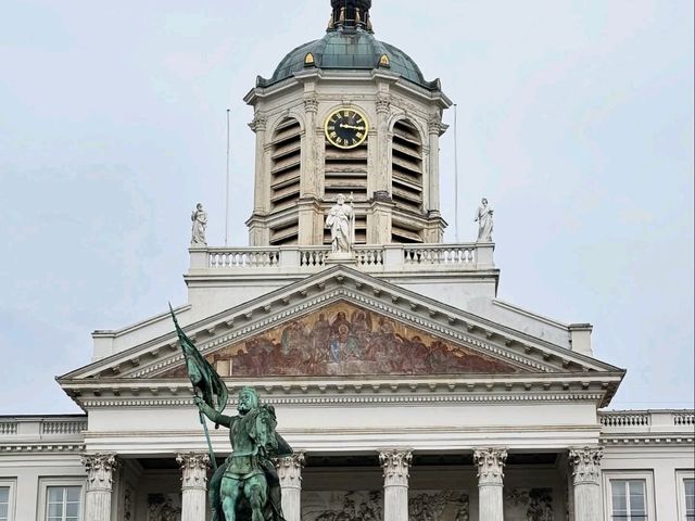 Top Attractions in Brussels 🏰🇧🇪 Top Attractions in Brussels 🏰🇧🇪