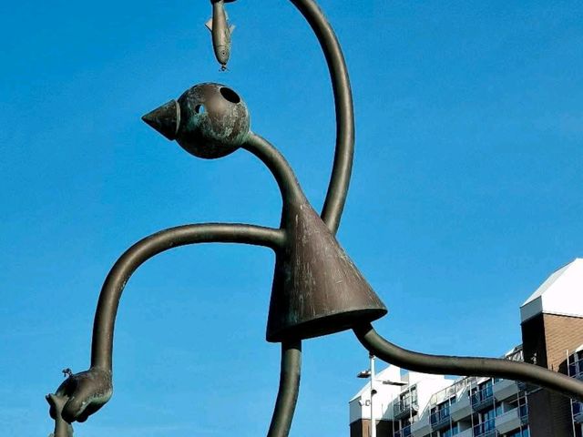 Scheveningen Guide — Beach, Pier, and Coastal Vibes 🐟🍸