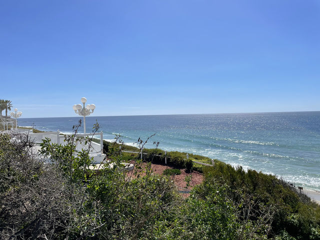 Another wealthy neighborhood, beautiful! Laguna Beach near Irvine, California.