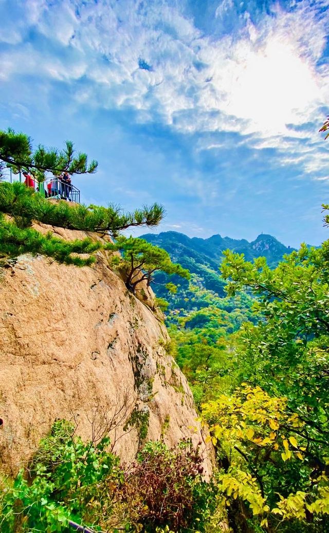 千山，辽東第一山