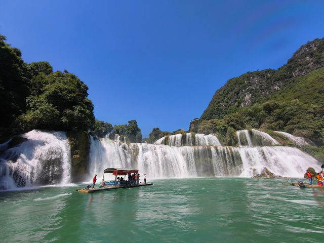 朋友們都以為我在國外崇左一日遊旅遊攻略