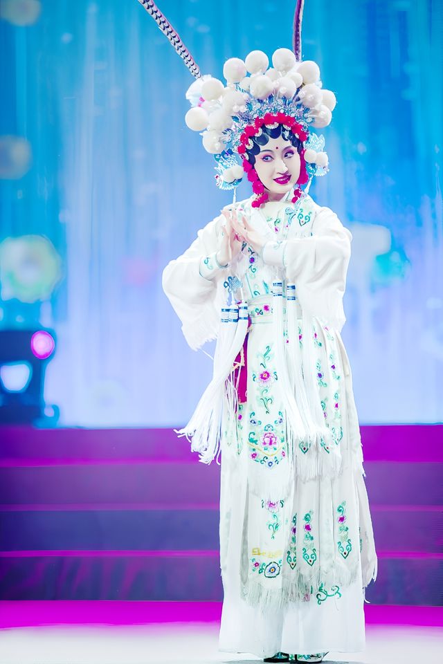 來四川成都遊玩，不看個川劇變臉等於白來