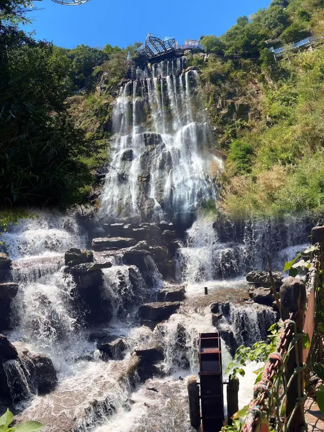 Braving the Rapids, Soaring through the Clouds: A One-Day Adventure Guide to Gulong Gorge Rafting